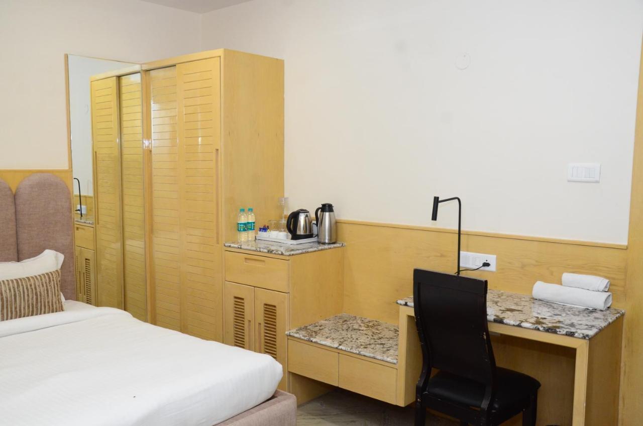 Crytsal Residency Hotel Ranchi Exterior photo