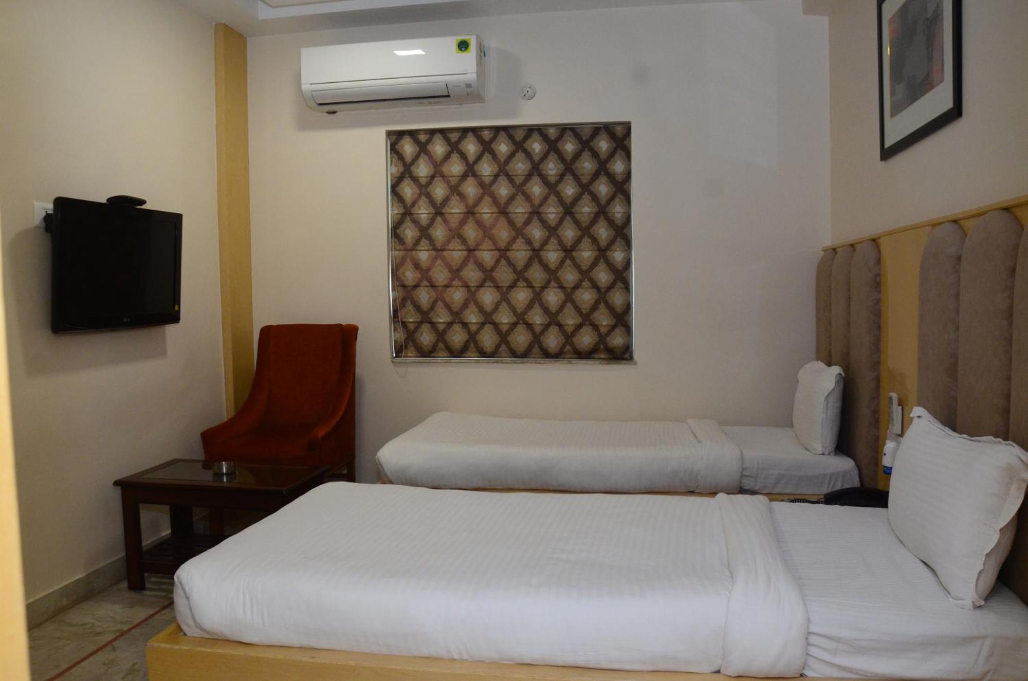 Crytsal Residency Hotel Ranchi Exterior photo